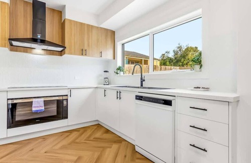 Box Hill North House | 5-Star Elegant Luxury Home | Box Hill