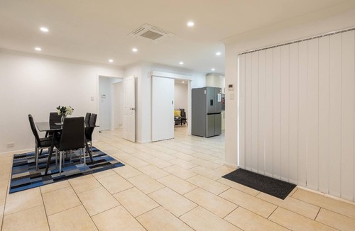 Beechboro House | 5 Swan Valley Special 3BR 1.5 BTH