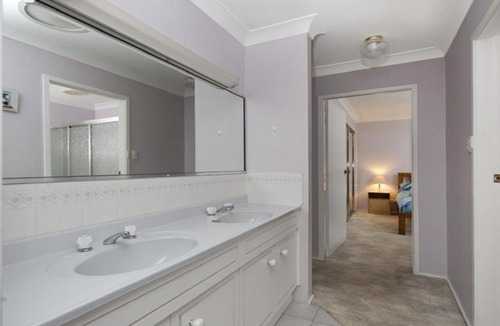 Maloneys Beach House | 54 Maloneys Drive, Maloneys Beach