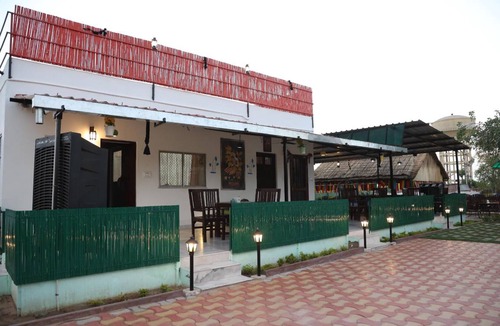 Barli Villa | 5500 m² Villa ∙ 2 bedrooms ∙ 6 guests