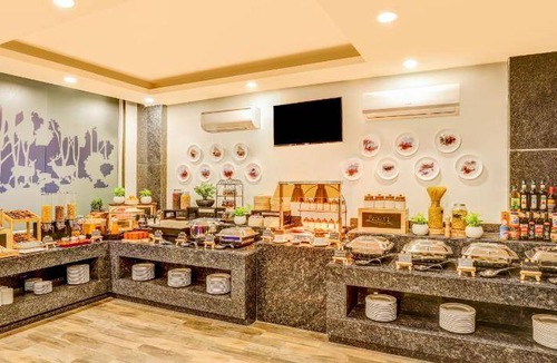 Tapovan Hotel | 58 m² Hotel ∙ 2 guests