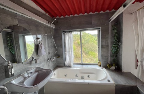 Mahabaleshwar Villa | 65 m² Villa ∙ 4 guests