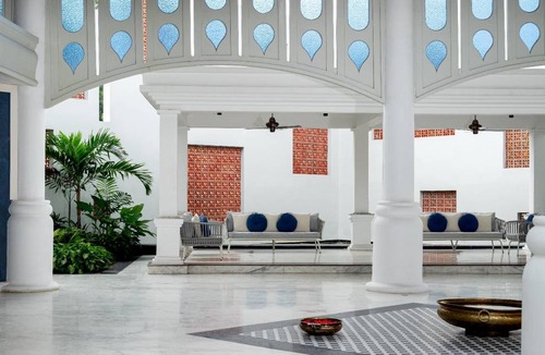 Navadvipa Hotel | 650 m² Hotel ∙ 5 guests