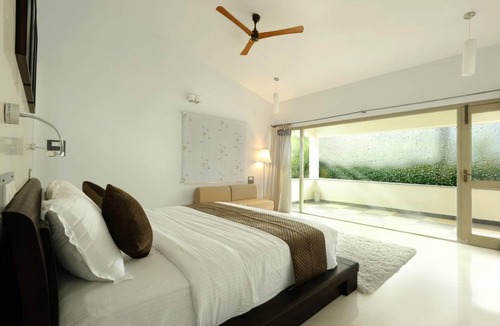 Yercaud House | 689 m² Bungalow ∙ 3 bedrooms ∙ 17 guests
