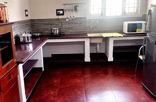 Yercaud House | 689 m² Bungalow ∙ 3 bedrooms ∙ 17 guests