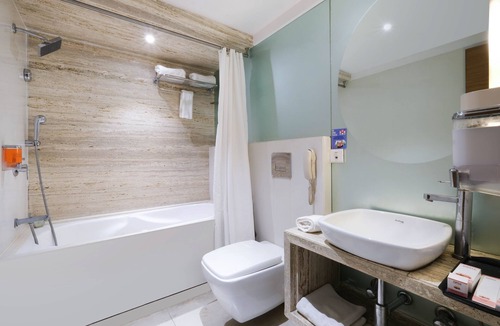Kasarwadi Hotel | 7 Apple Hotel Pimpri Pune