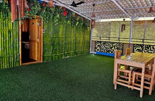 Parthasarathy Puram Hotel | 750 m² Hotel ∙ 4 guests