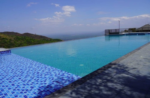 Vellamunda Resort | 750 m² Resort ∙ 2 guests