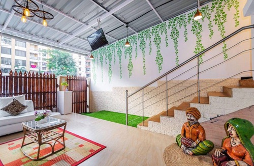 Borivali East House | 800 m² Bungalow ∙ 3 bedrooms ∙ 9 guests