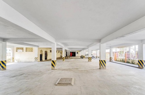 Chennai Hotel | 929 m² Hotel ∙ 3 guests