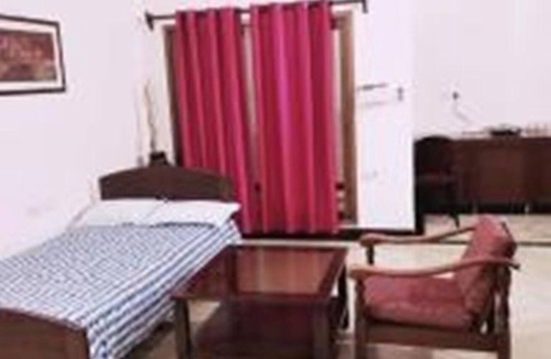Heritage Town House | A Beautiful 1 Bed Room Hall in White Town.
