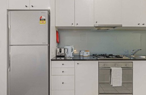 Sydney Central Business District Apartment | A Cozy Studio for 6 Next to Darling Harbour