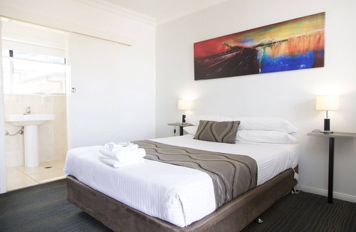 Griffith Hotel | A line Motel