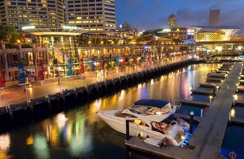 Sydney Central Business District Apartment | A Modern & Spacious Studio Next to Darling Harbour