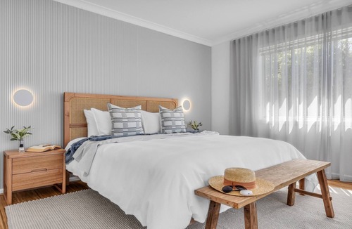 Merimbula Cabin | A Short Time - 3 Bedroom House