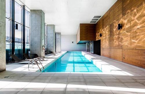 Melbourne Central Business District Apartment | A Stylish & Comfy Studio Next to Southern Cross