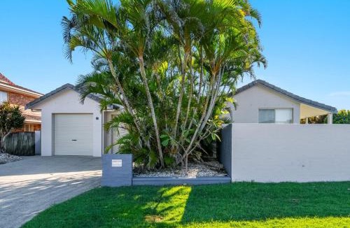 North Creek House | A Wave From It All - Lennox Head
