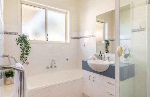 North Creek House | A Wave From It All - Lennox Head