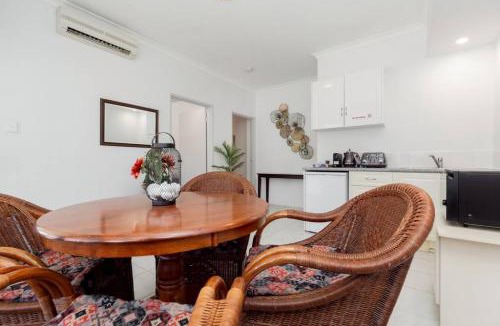 Connolly Apartment | A3 Modern Apt with Free Parking and Private Bathroom