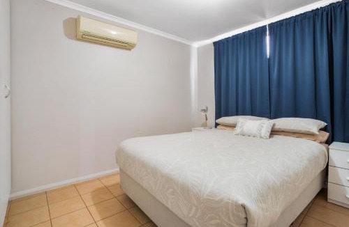 Karratha Industrial Estate Hotel | AAOK Karratha Caravan Park