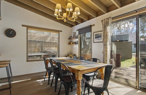 Dinner Plain Ski Chalet | Aaragon - Dinner Plain