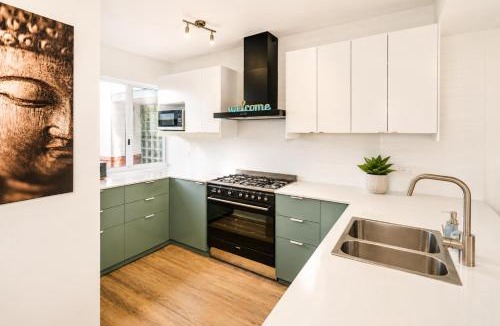 Broadwater House | Abbys Villa Geographe Bay Villa Pool and Tennis