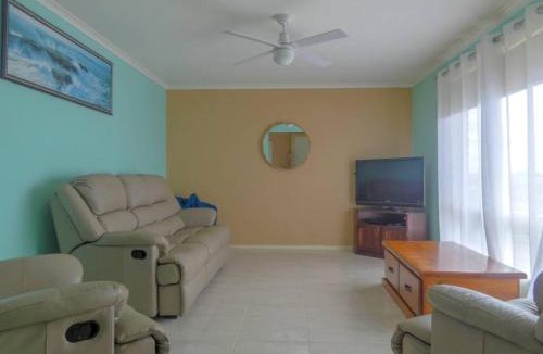 Moonta Bay House | About That Time