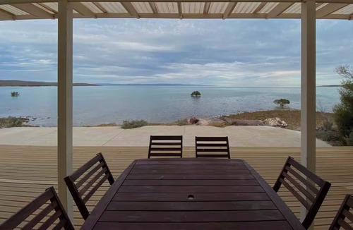 Cultana House | Absolute Beachfront Property