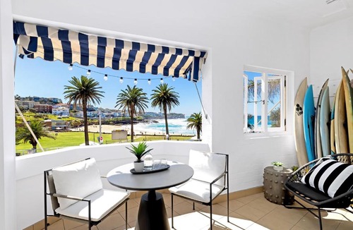 Bronte Apartment | Absolute Seafront Bronte