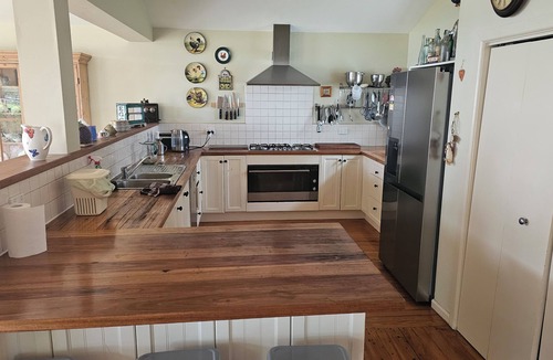 Newhaven House | Absolute waterfront views, a cosy, country style retreat, set amongst the trees.