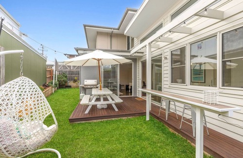 Ocean Grove Villa | Accessible Beach House - Bell 3 - Pet Friendly