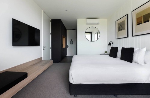 Curlewis Hotel | Accommodation at Curlewis