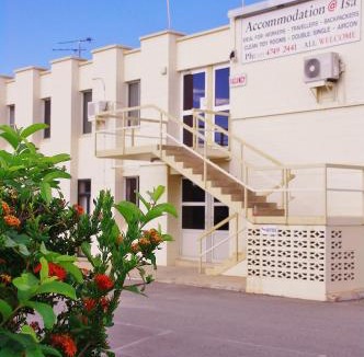 Winston Hostel | Accommodation @ Isa