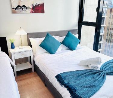 Melbourne Central Business District Apartment | ADEK Apartments on Mackenzie-Cozy Inner City Haven