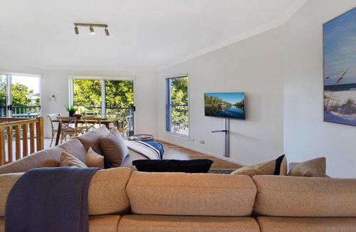Sunrise Beach Apartment | Advance Place