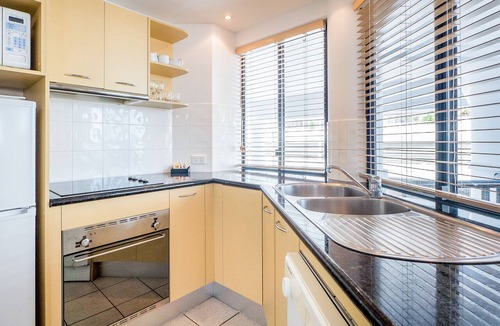 Mooloolaba Apartment | Aegean Apartments