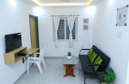 Chennai Apartment | Aeroview Homestay Near Chennai Airport and Rela Hospital