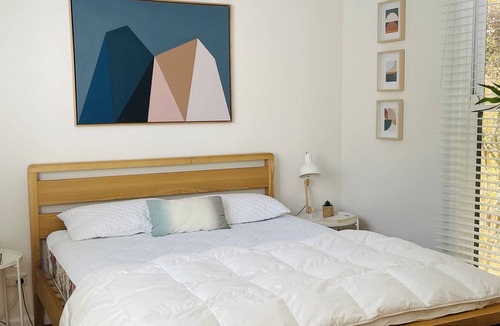 Aireys Inlet House | Aireys Gully Side - huge deck - nestled among trees - go for walks to beach/cafe