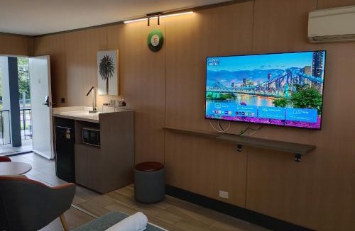 Ascot Hotel | Airway Motel