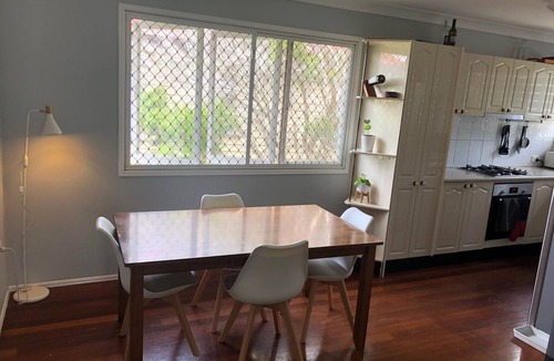 Wynnum House | Airy and Charming Beach Style House 400m From Train Station and 1.5km From Ocean