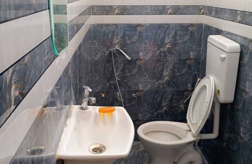 Ayodhya Hotel | Ajay Palace Home Stay