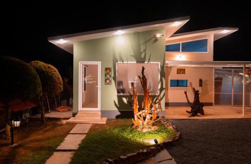 Virarajendrapet House | Alaya Stays Twisted Tree Suite 1-Room With Sit Out & Shared Pool