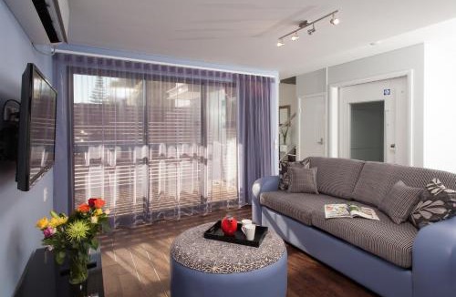 Middleton Beach Villa | Albany Waves