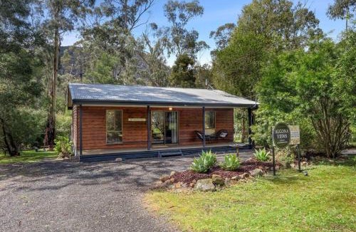 Halls Gap House | Algona Views