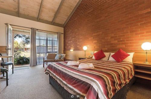 Echuca Hotel | All Rivers Accommodation