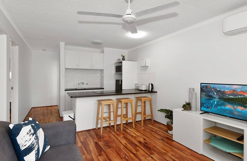 Long Jetty Apartment | Allamanda Apartment 22 with inground pool