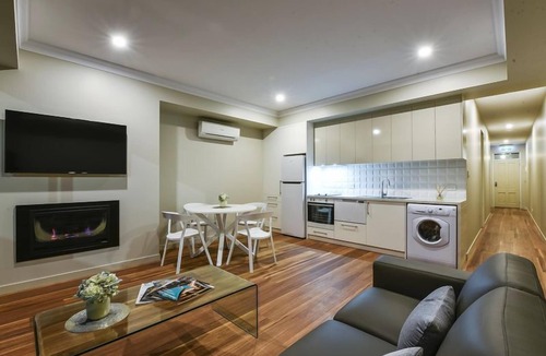 Mount Gambier Apartment | Aloha Luxury Central Apartment 1