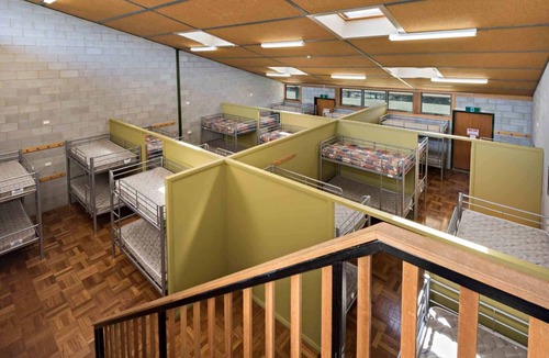 Jindabyne Cabin | Alpine Activity centre Lodge in Jindbyne sleeps up 90 people in shared facitlies