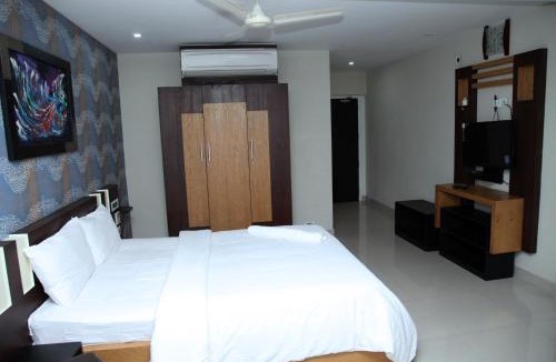 Perintalmanna Hotel | ALSHIFA TBG RESIDENCY