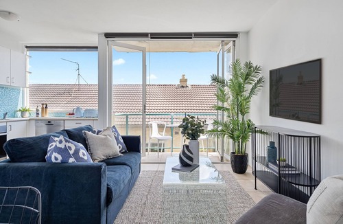 Bondi Apartment | Always Summer - Short Walk to Bondi Beach
